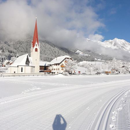 Hotel Messnerwirt Anterselva di Mezzo Eksteriør bilde