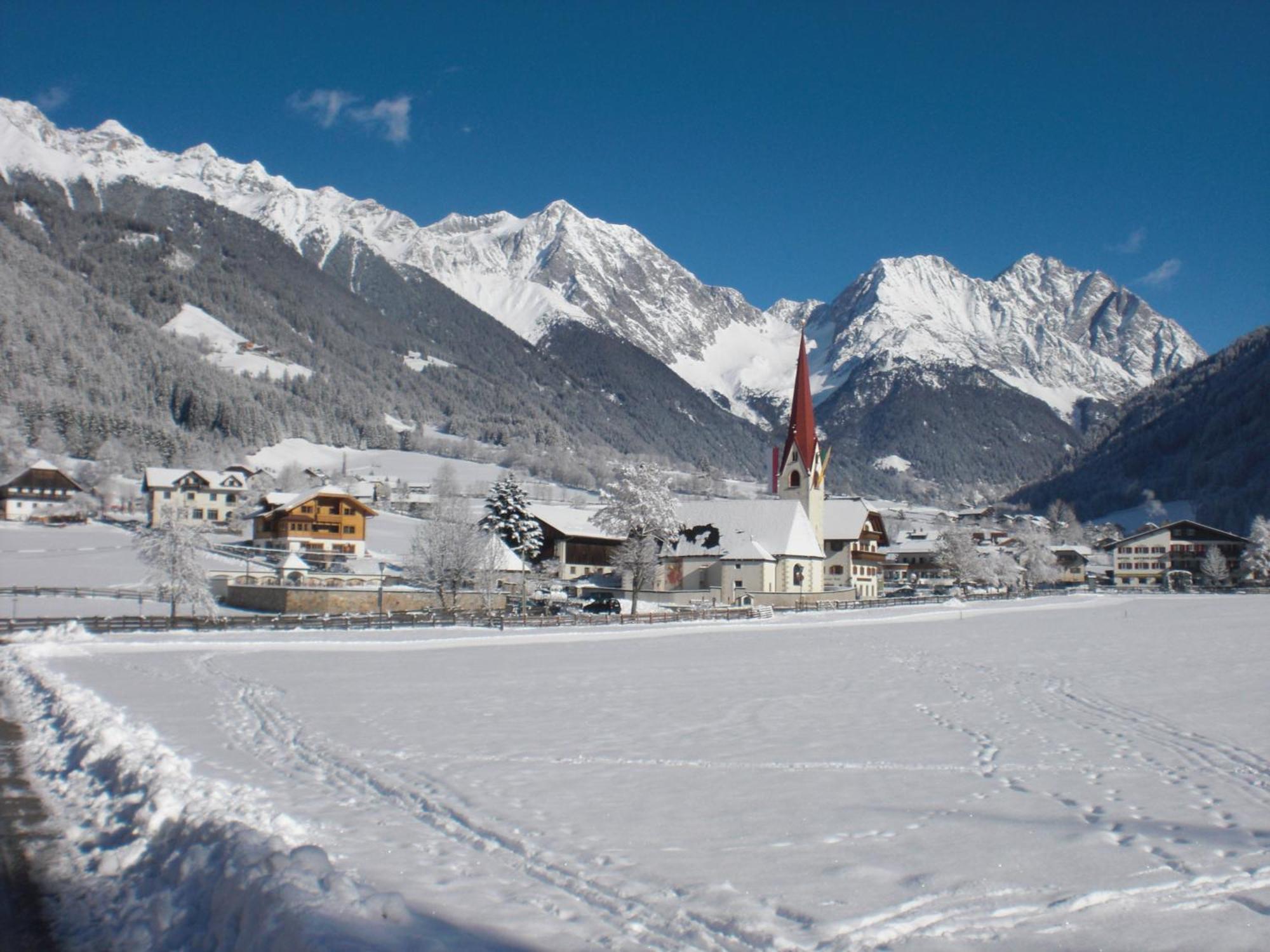 Hotel Messnerwirt Anterselva di Mezzo Eksteriør bilde