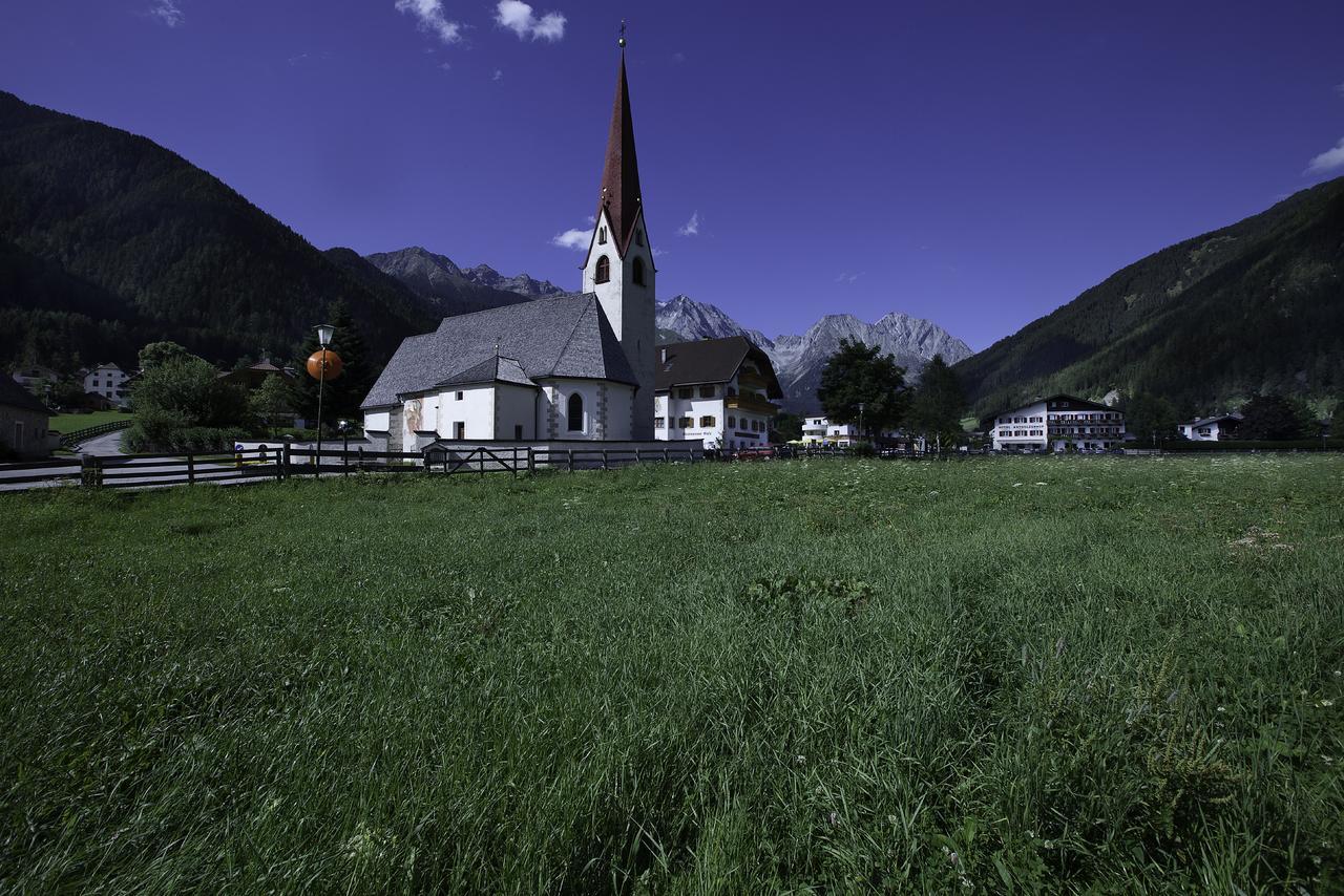 Hotel Messnerwirt Anterselva di Mezzo Eksteriør bilde