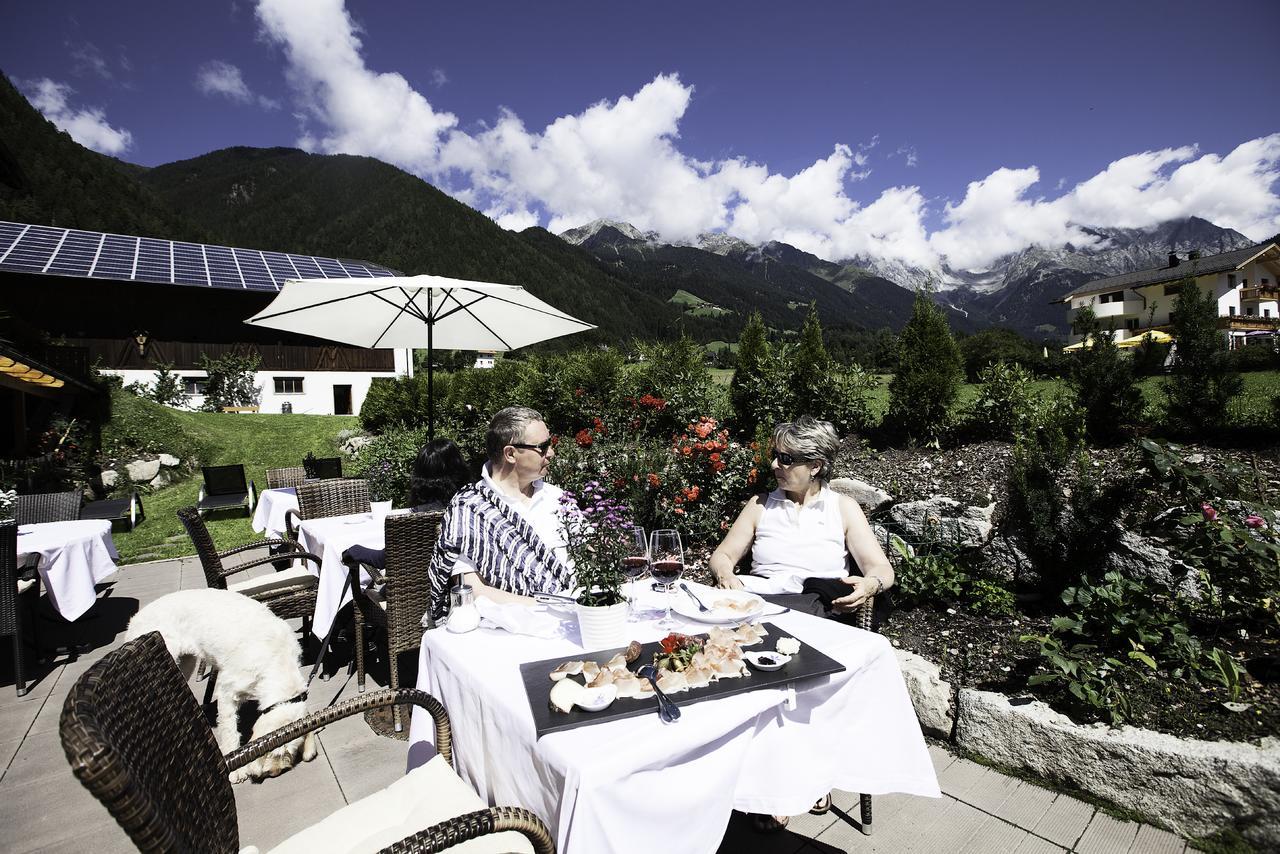 Hotel Messnerwirt Anterselva di Mezzo Eksteriør bilde