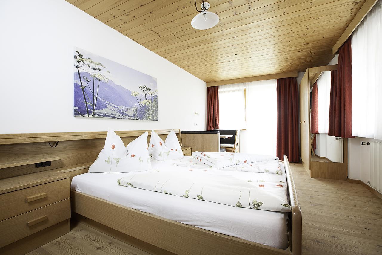 Hotel Messnerwirt Anterselva di Mezzo Eksteriør bilde